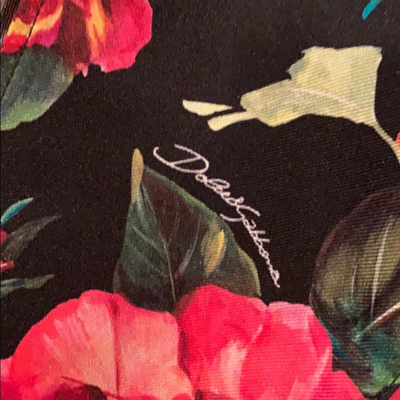 Dolce & Gabbana Button Up - Picture 8 of 8